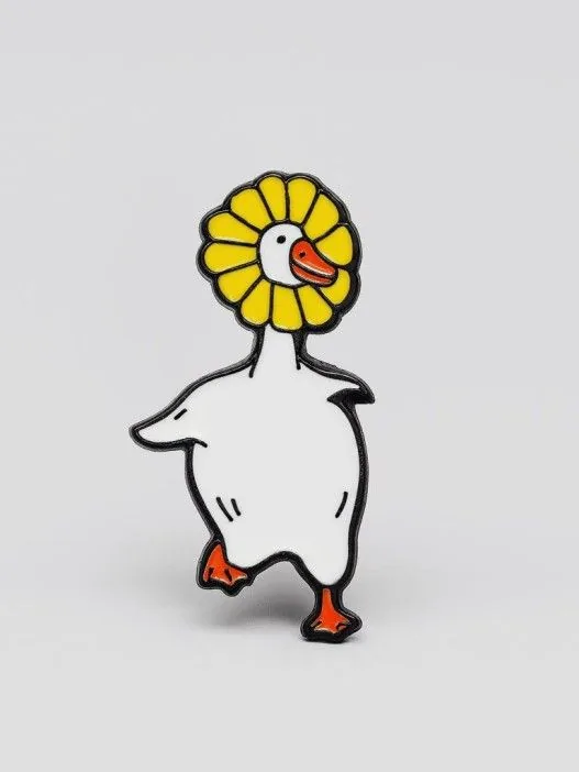Значок металлический 35мм "Flower goose"